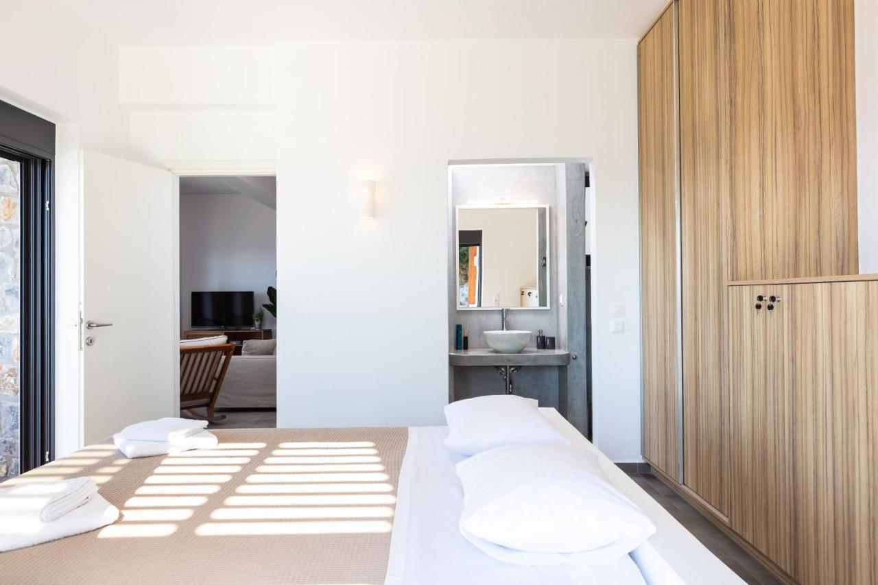 Villa Sea-Esta, Adults Only Sellia  Bagian luar foto